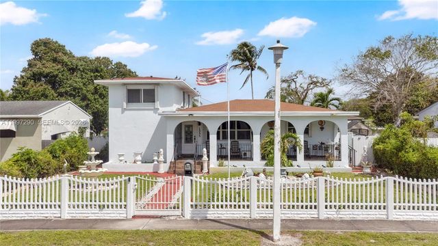 1335 NW 129th St, North Miami, FL 33167