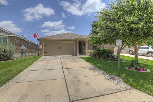 1970 Rising Sun, New Braunfels, TX 78130