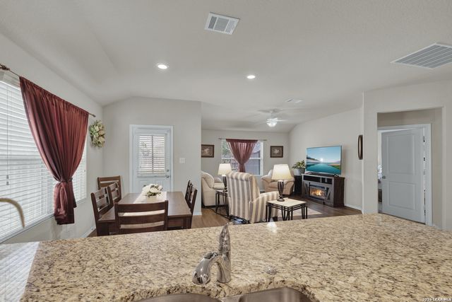1970 Rising Sun, New Braunfels, TX 78130