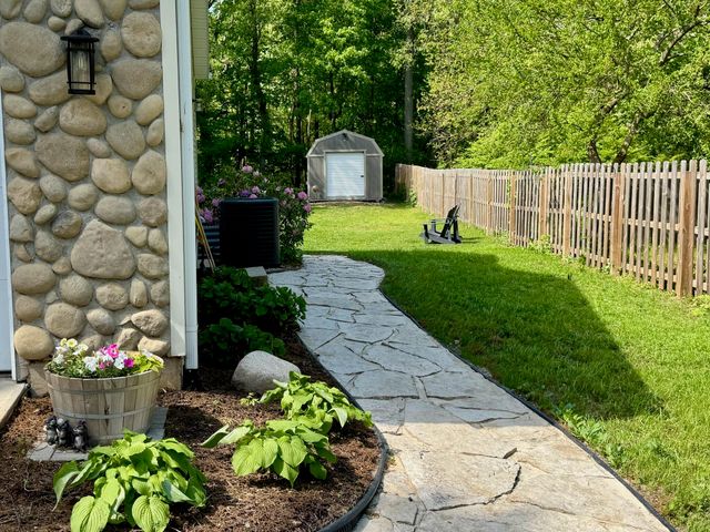 7052 Baton Rouge, Kalamazoo, MI 49009