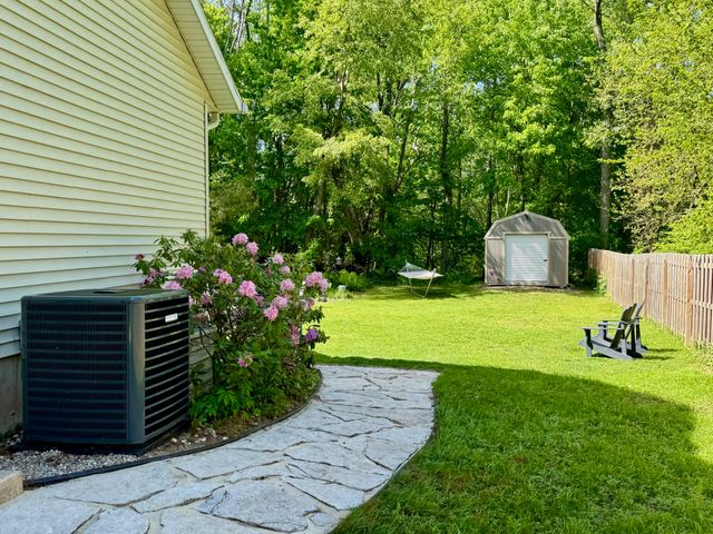 7052 Baton Rouge, Kalamazoo, MI 49009