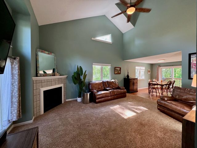 7052 Baton Rouge, Kalamazoo, MI 49009