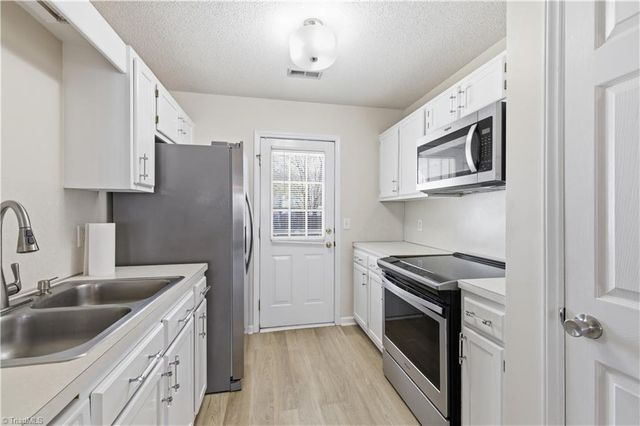 1000 Westbrook Court, Archdale, NC 27263