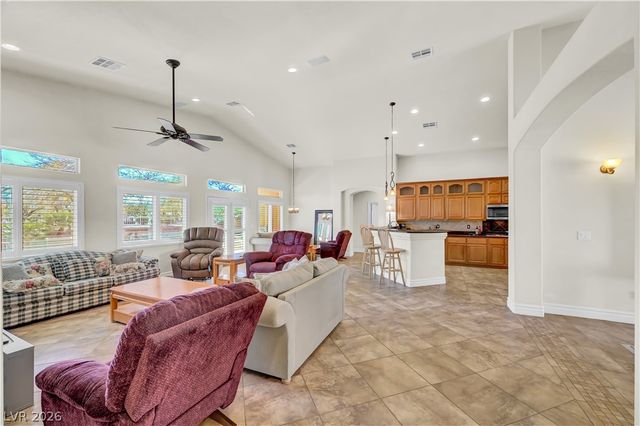 8215 Southern Comfort Avenue, Las Vegas, NV 89131