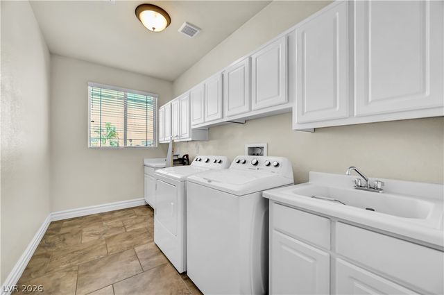 8215 Southern Comfort Avenue, Las Vegas, NV 89131
