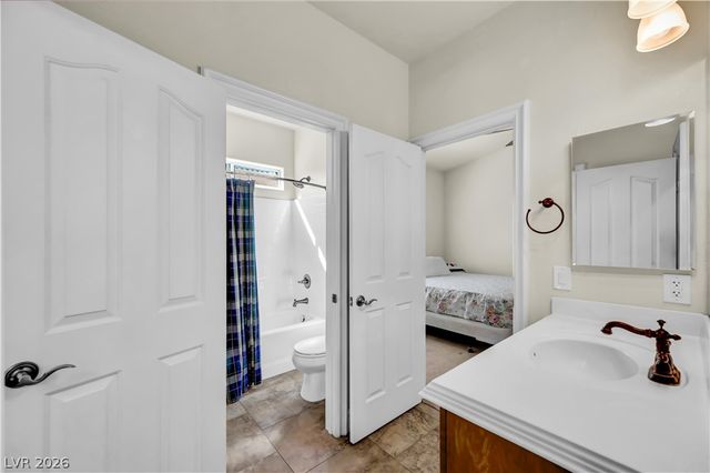 8215 Southern Comfort Avenue, Las Vegas, NV 89131