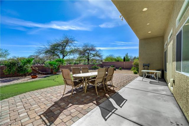 8215 Southern Comfort Avenue, Las Vegas, NV 89131