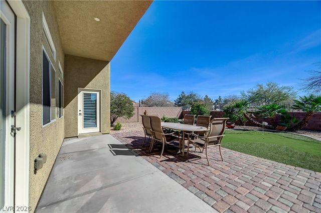 8215 Southern Comfort Avenue, Las Vegas, NV 89131