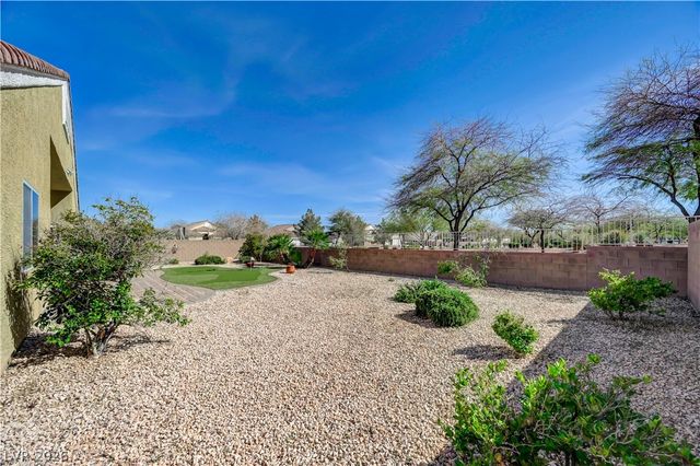 8215 Southern Comfort Avenue, Las Vegas, NV 89131