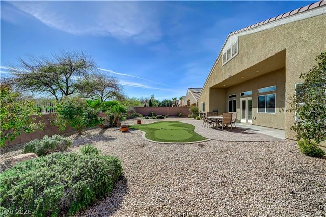 8215 Southern Comfort Avenue, Las Vegas, NV 89131