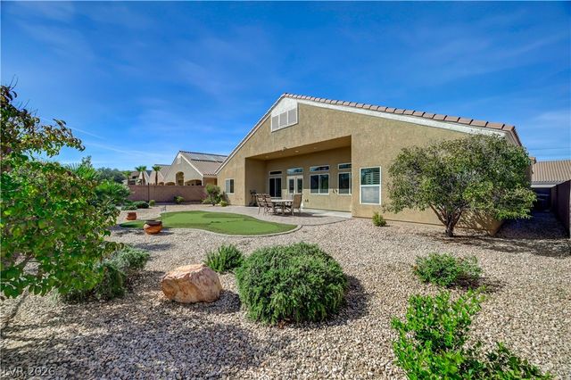 8215 Southern Comfort Avenue, Las Vegas, NV 89131