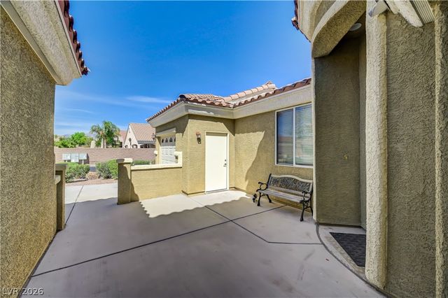 8215 Southern Comfort Avenue, Las Vegas, NV 89131