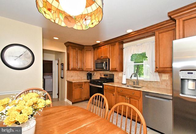 204 ORLEMANN AVE, Oreland, PA 19075