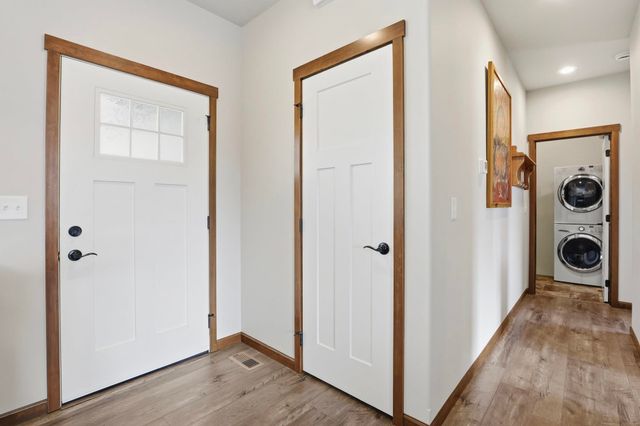 1117 N Main St, Deer Park, WA 99006