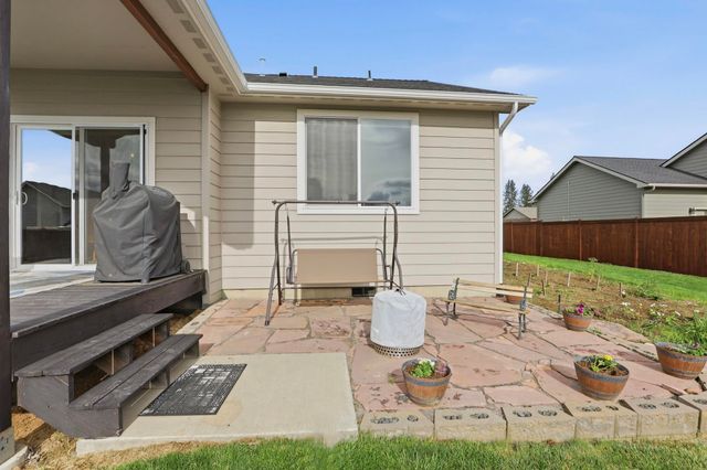 1117 N Main St, Deer Park, WA 99006