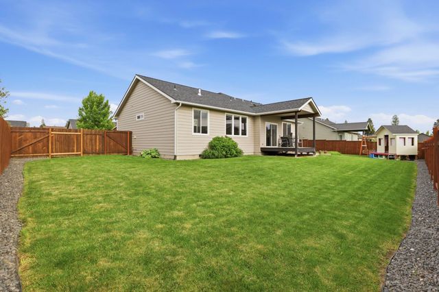 1117 N Main St, Deer Park, WA 99006