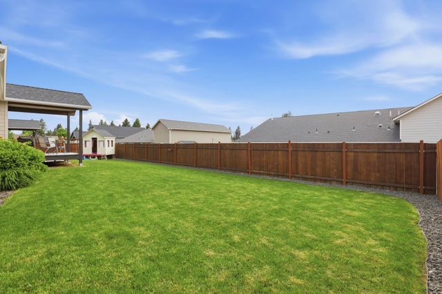 1117 N Main St, Deer Park, WA 99006