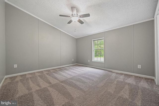 112 E HOLLY DR, Lincoln, DE 19960