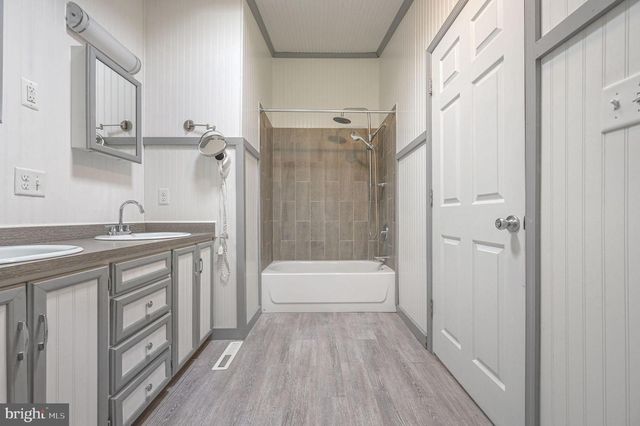 112 E HOLLY DR, Lincoln, DE 19960