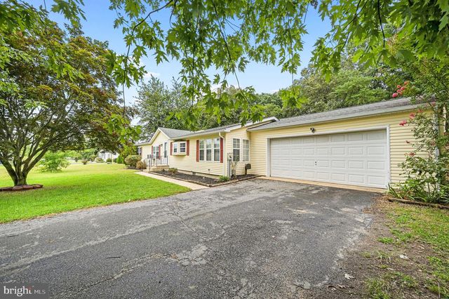 112 E HOLLY DR, Lincoln, DE 19960