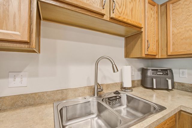 1204 Pine Bluff Drive, Summerville, SC 29483