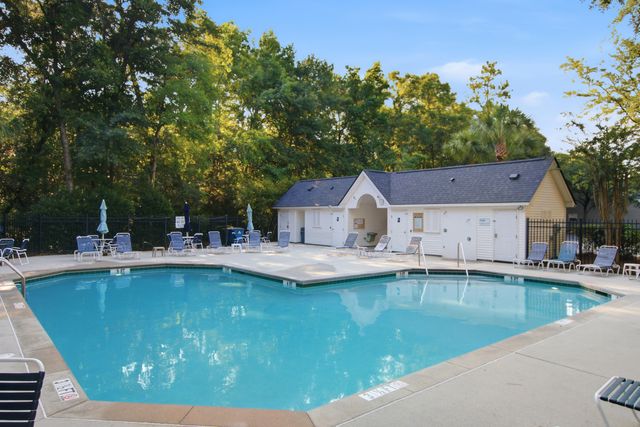 1204 Pine Bluff Drive, Summerville, SC 29483