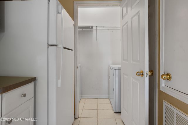 2252 Beach Drive, Gulfport, MS 39507