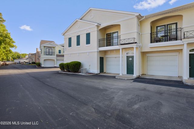2252 Beach Drive, Gulfport, MS 39507