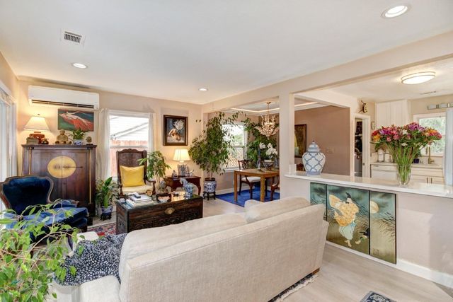 4400 E Nichols Ave, Sacramento, CA 95820