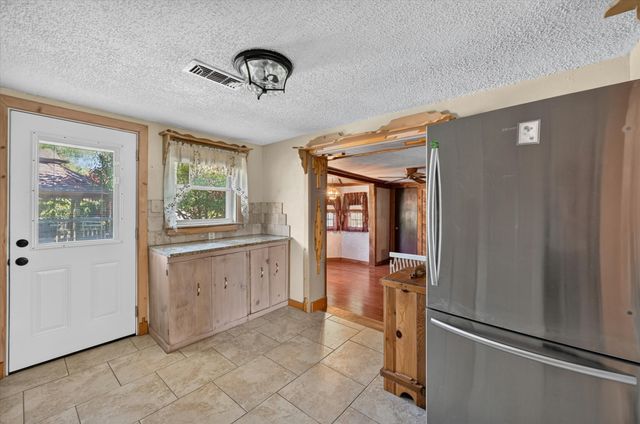 6709 County Road 527, Burleson, TX 76028