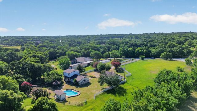 6709 County Road 527, Burleson, TX 76028