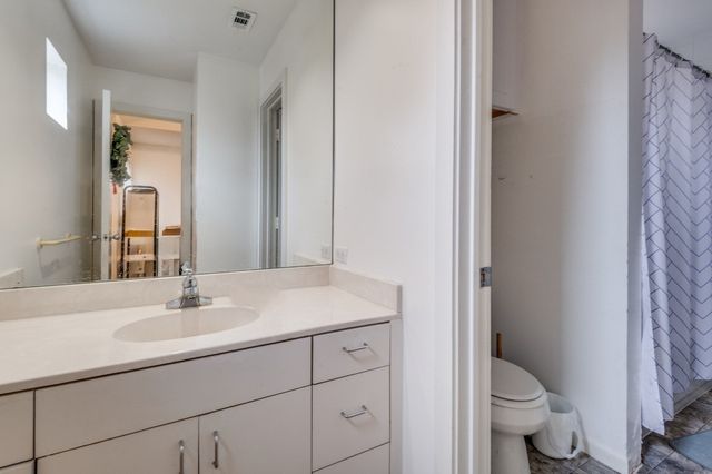 4232 Las Brisas Court, Irving, TX 75038