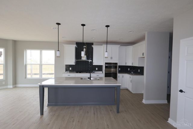 9211 Bottega Drive S, Washington Twp, OH 45458