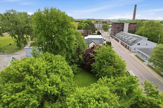 141 West Canal Street, Winooski, VT 05404