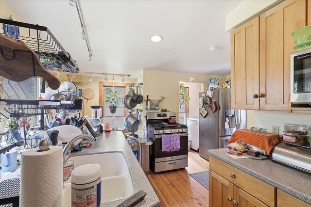 141 West Canal Street, Winooski, VT 05404