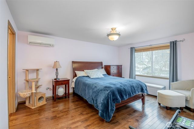 2707 8th Street SE, Puyallup, WA 98374