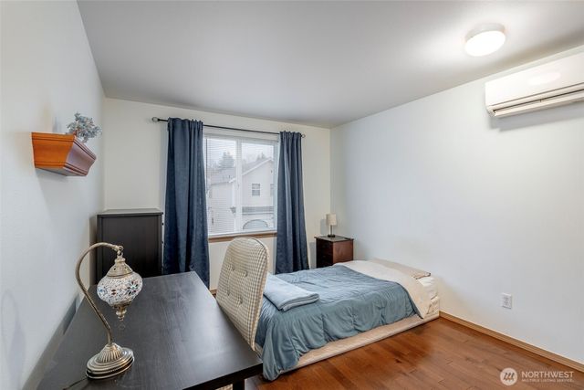 2707 8th Street SE, Puyallup, WA 98374