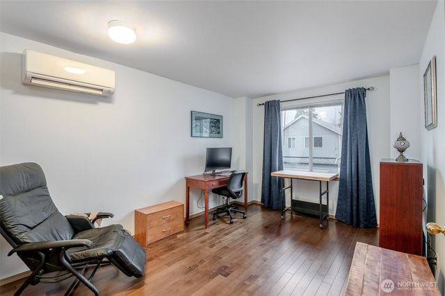 2707 8th Street SE, Puyallup, WA 98374