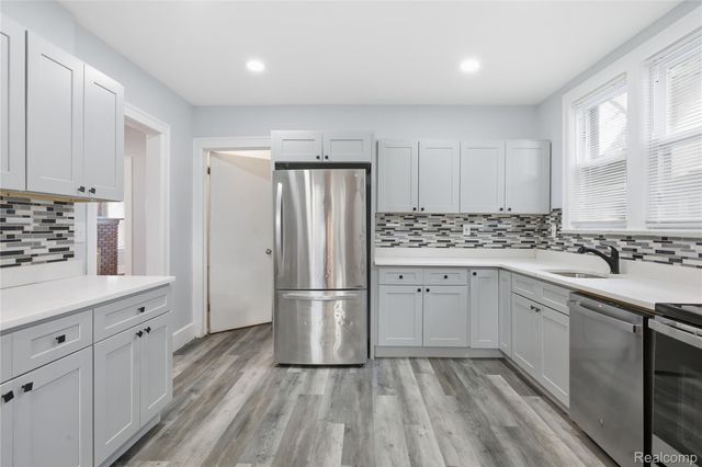 229 Eason Street, Highland Park, MI 48203