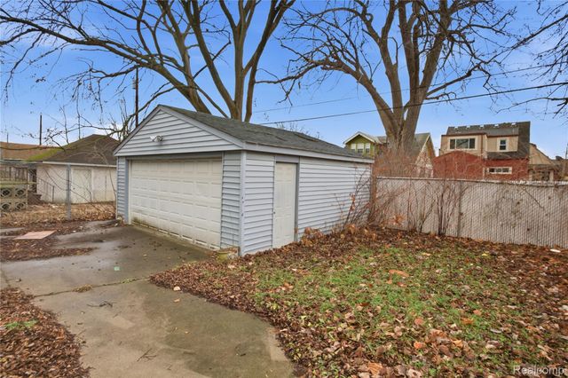 229 Eason Street, Highland Park, MI 48203