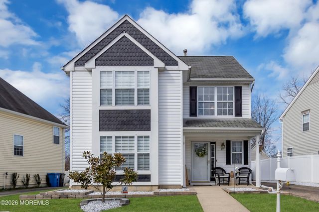 44 Messenger Court, Toms River, NJ 08753