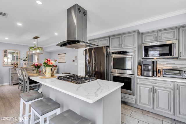 44 Messenger Court, Toms River, NJ 08753