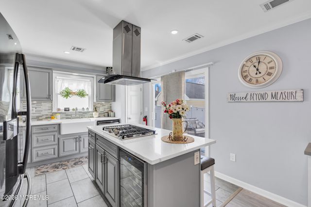 44 Messenger Court, Toms River, NJ 08753