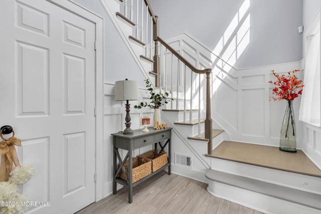 44 Messenger Court, Toms River, NJ 08753