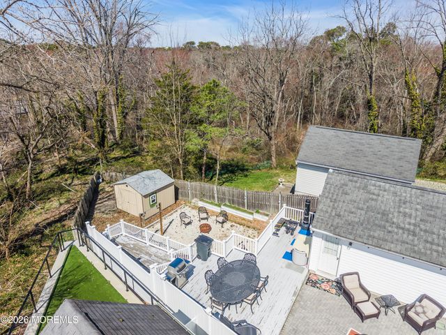 44 Messenger Court, Toms River, NJ 08753