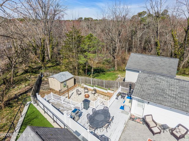 44 Messenger Court, Toms River, NJ 08753