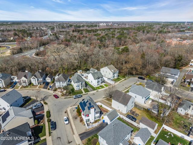 44 Messenger Court, Toms River, NJ 08753