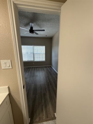 4103 Esters Road 208, Irving, TX 75038
