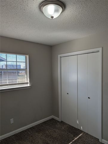 424 Langley Avenue, Everman, TX 76140