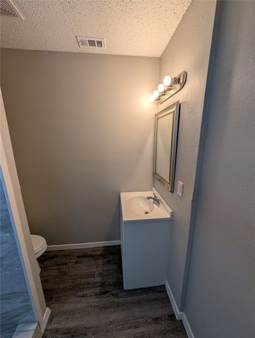 424 Langley Avenue, Everman, TX 76140